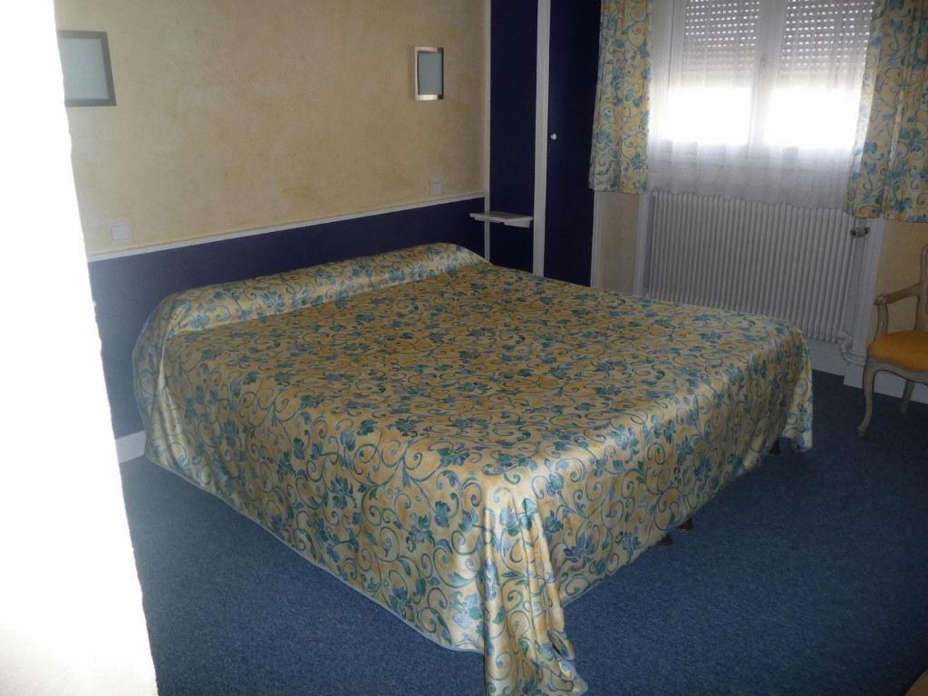Hotel La Poste Vitry-le-François Exteriér fotografie